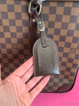 Krasna aktovka Louis Vuitton LV Nova - 2