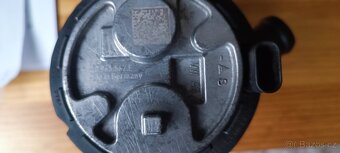 Prodám přídavné vodní čerpadlo VW AG r.v. 2022 - 2