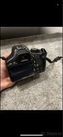 zrcadlovka canon EOS 550D - 2