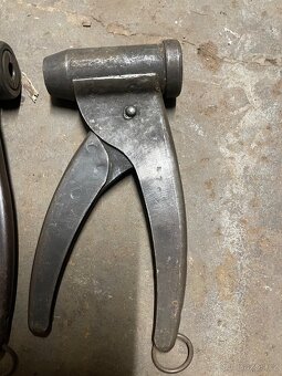 Prodám rozbuškové kleště ČSLA. - 2