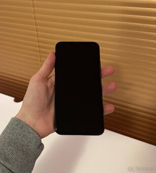 iPhone 11 Pro Max 64gb - 2