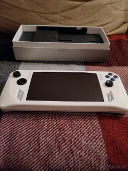 Asus Rog Ally Z1 Extreme 512/16. Top stav ++ - 2