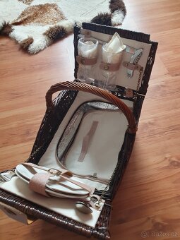 Piknikový koš s chladící taškou pro 2 osoby - 2