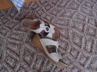 Dámské pantofle vel.38-5 - 2