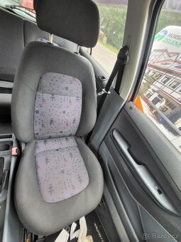Přední sedačky ze škoda Fabia 1 - 2