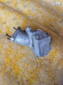 Škrtící klapka - 2