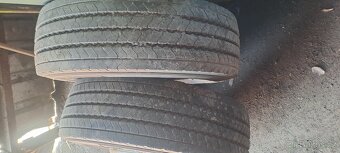 Pneu 245/70R17,5 - 2