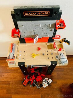 DĚTSKÁ KUTILSKÁ DÍLNA Black & Decker - 2