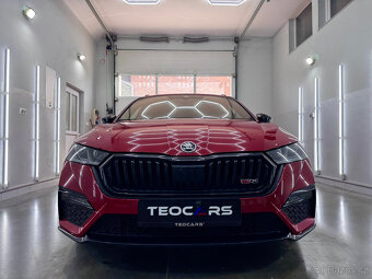 Škoda Octavia Combi 2.0 TDI RS PLUS DSG - 2