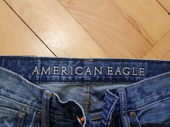 Džíny značky American Eagle - 2