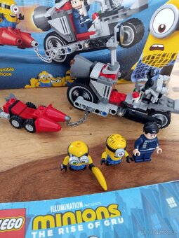 LEGO Minions 75549 Divoká honička na motorce - 2
