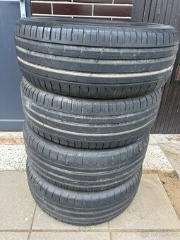 Nokian powerproof SUV 235/60R18 - 2