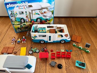 Rodinný karavan PLAYMOBIL - 2