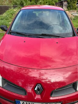 Renault Clio na náhradní díly - 2