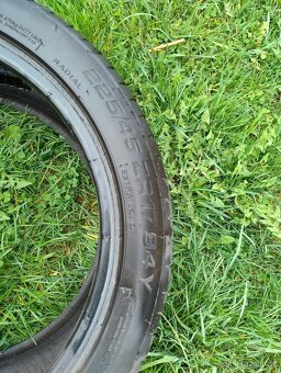 Prodám letní pneu 225/45/17 - 2