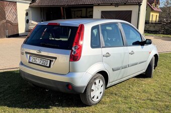 Prodám Ford Fiesta 1,3 (2006, STK 2026, pravidelný servis) - 2