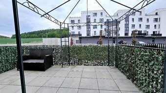 Pronájem bytu 1+KK (36m2) se sklepem, terasou a vyhrazeným k - 2