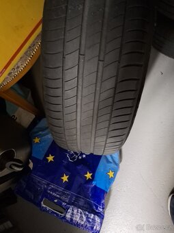Prodám ALU kola 17" včetně pneu 225/60 R17 Michelin . - 2