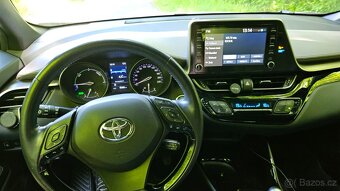 Toyota C-HR 1,8 Hybrid - odpočet DPH možný - 2