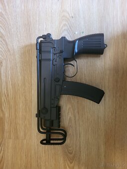 Airsoft CZ škorpion - 2