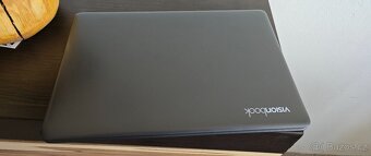 Notebook Umax Visionbook NR12, 2roky starý - 2