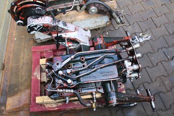 Zetor crystal víko hydrauliky 12145 16145 - 2