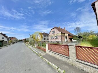 Prodej rodinného domu na pozemku 890 m2 v obci Radomyšl, okr - 2