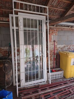 Hliníkové dveře, balkónové dveře, mříže - 2