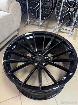 Alu kola Forged 23” vhodné na Lamborghini Urus KONKAVNÍ - 2