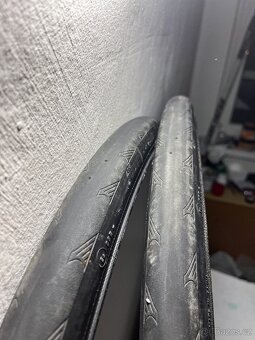 Pneumatiky Continental Ultra Sport 28x622 – drát - 2