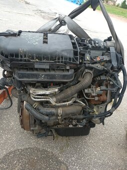 Peugeot 308 kombi 1.6hdi 2014 - 2