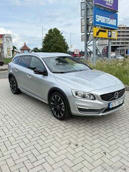 Volvo V60 Cross Country AWD—D4 2.4 140kw—AUTOMAT—2015– - 2