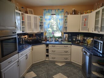 Kuchyňská linka se spotřebiči - 2