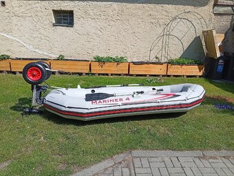 Člun s elektrickým motorem - 2