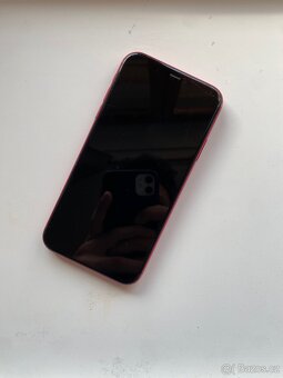 iPhone 11 64 GB - Zachovalý stav - 2