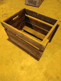 Stará pivni dřevěná přepravka - 2