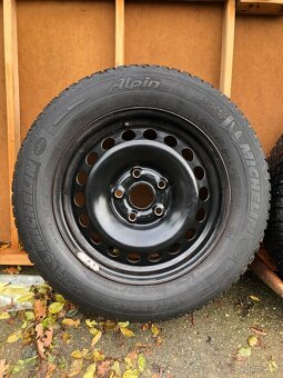 15 " plechové kola VW Caddy-VW Touran-Octavia II zimní pneu - 2