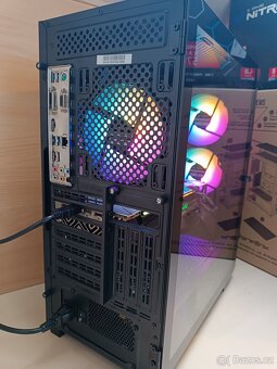 i5 8400, RX 5700 XT, 16GB Ram, 1TB SSD - 2