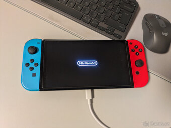Nintendo switch OLED - konzole s příslušenstvím a hry - 2
