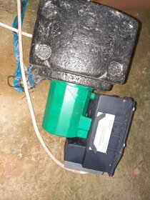 ČERPADLO OBĚHOVÉ ELEKTRONICKÉ - 2