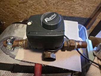 Čtyrcestný ventil - 2