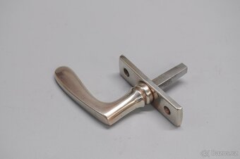 Mosazné okenní kování - půloliva - klička č. 23 - 2