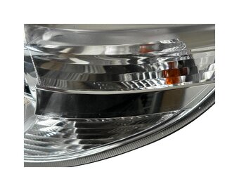 Levý xenon 1ZS247047 Škoda Superb 2 r.v. 2009 - 2