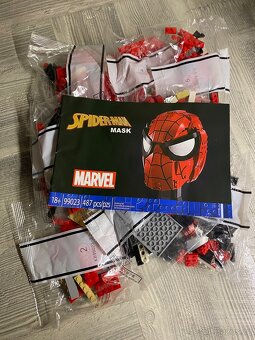 NOVÉ Marvel Spiderman - 487ks kostek - 2