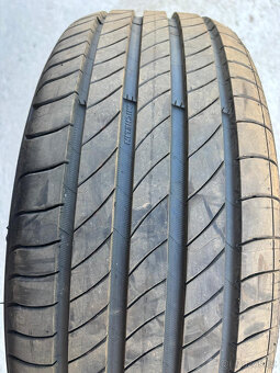 Pneu Michelin Primacy 4 195/55/16 - 2