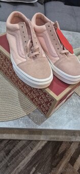 Boty zn.Vans vel. 37 - Nové - 2