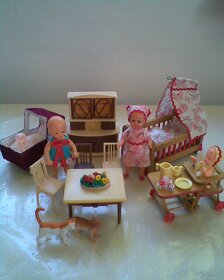 Retro panenky s nábytečkem a doplnky - 2