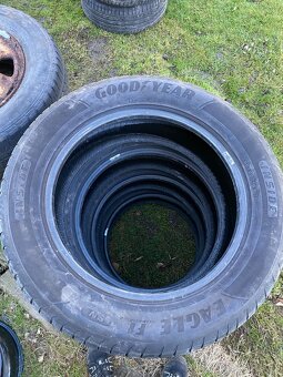 Sada Goodyear eagle F1 255/55/19 - 2