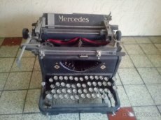 Prodám psací stroj Mercedes. - 2