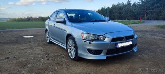 Mitsubishi Lancer 2DI-D - 2